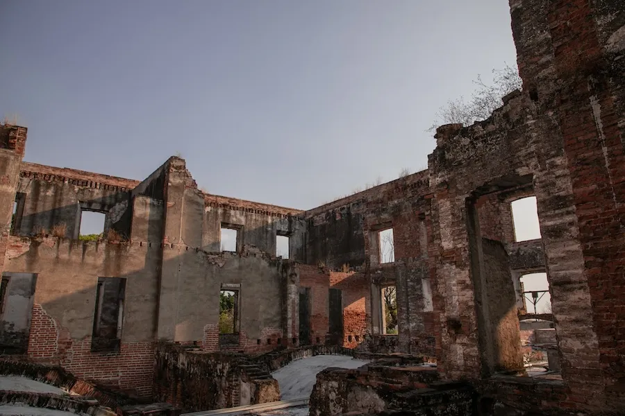 Late 19th Century – A Refuge for Art and Literature
